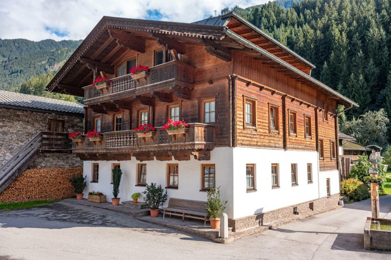 Landhaus Bohrer Lägenhet Mayrhofen Exteriör bild